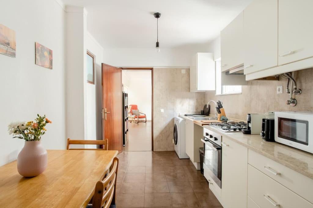 Vinaika Loft Apartment Oeiras Exterior photo